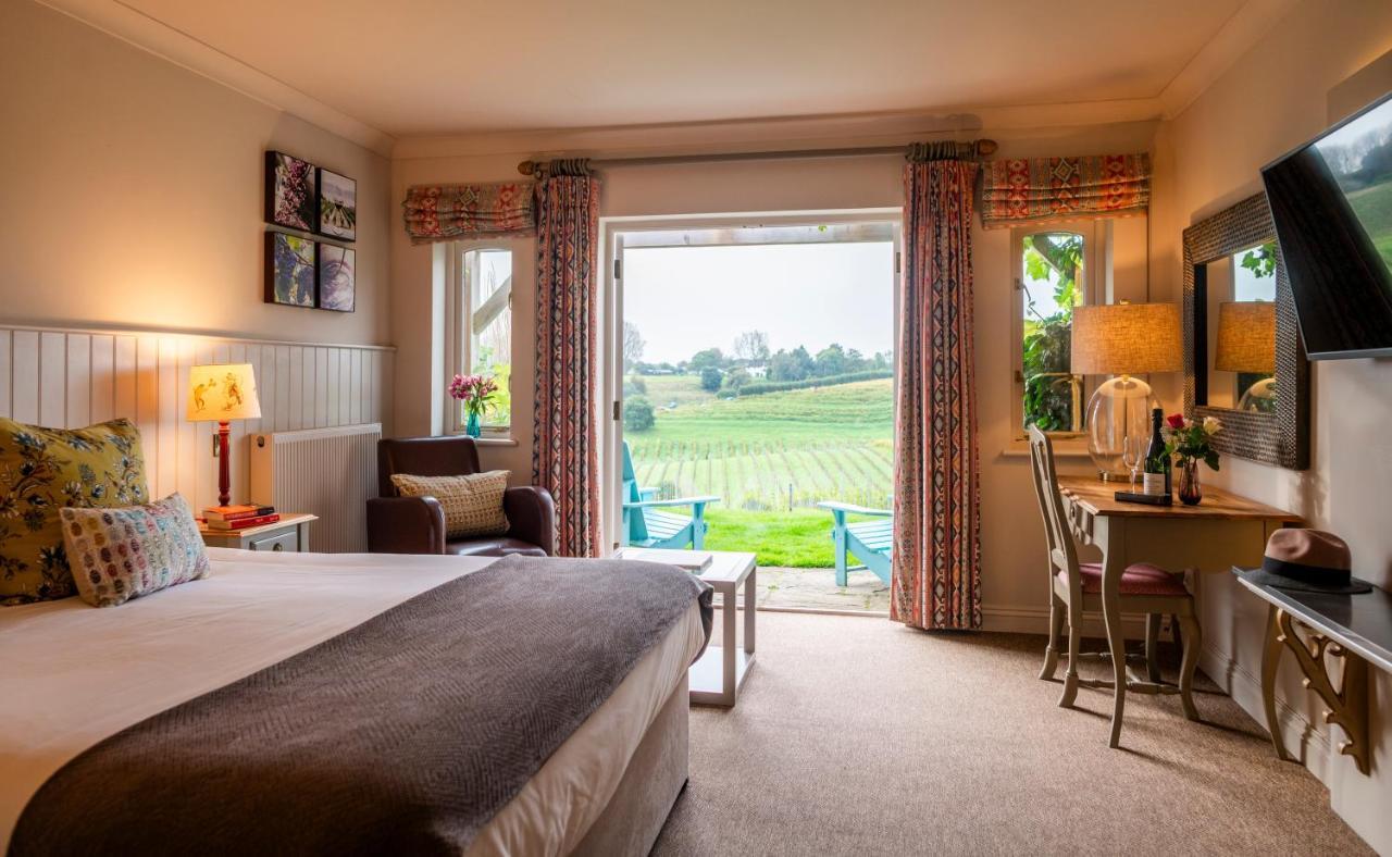 Hotel Three Choirs Vineyards Newent Esterno foto